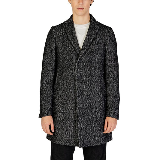 Hamaki-Ho Black Polyester Coat