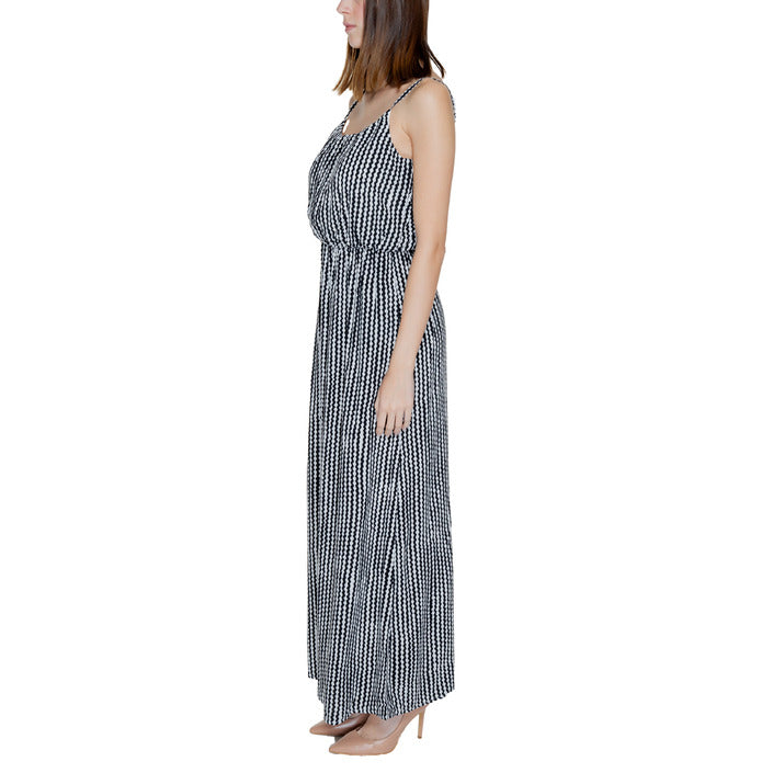 Only Women Dress