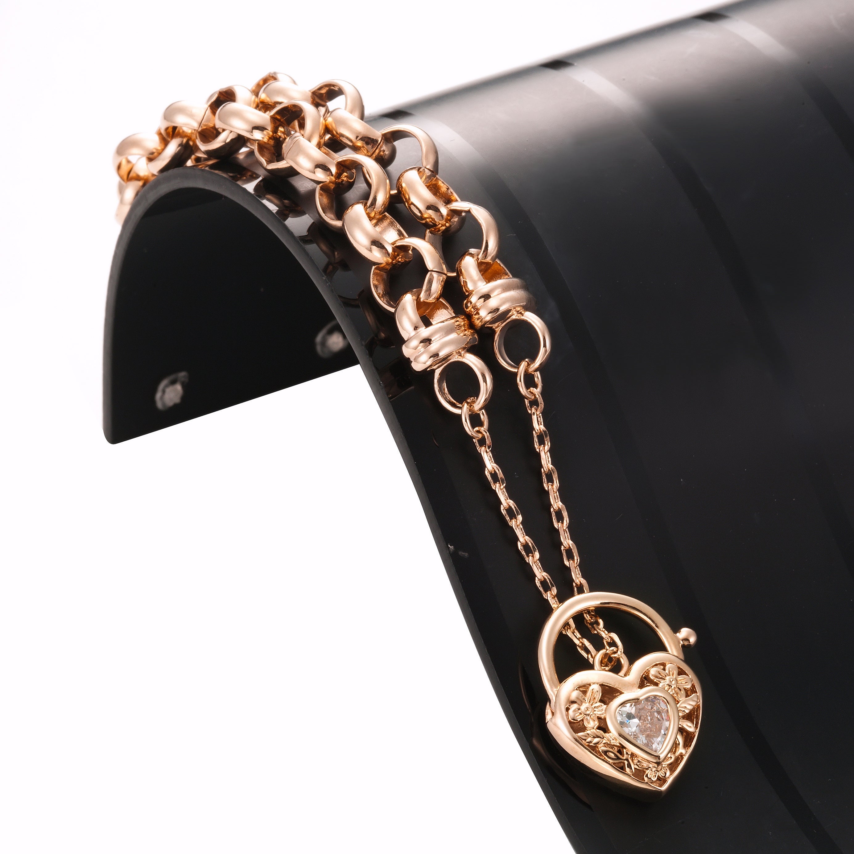 18ct Heavy Rose Gold Plated Belcher Chain Bracelet with a Filigree Locket Featuring a Simulated Diamond - USA Made-3