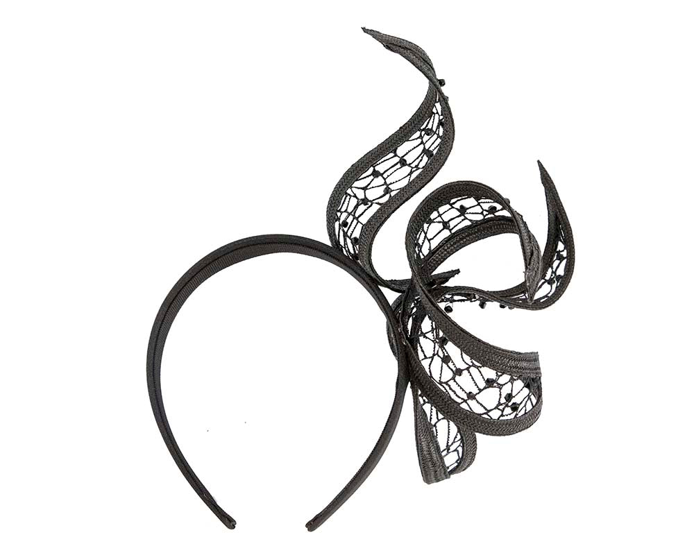 Exclusive black fascinator by Cupids Millinery Melbourne
