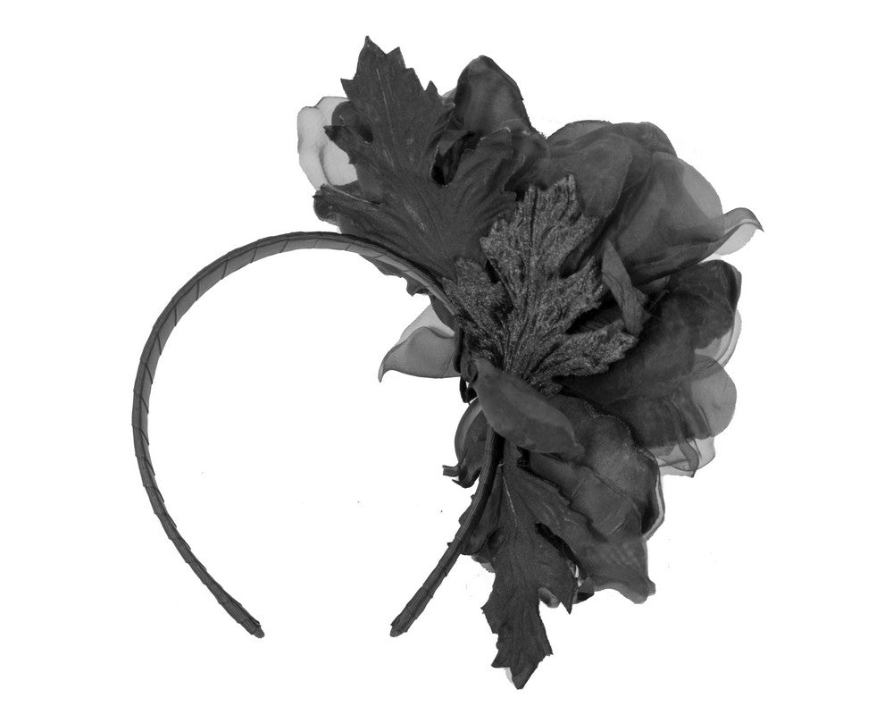 Black flower fascinator by Fillies Collection-3