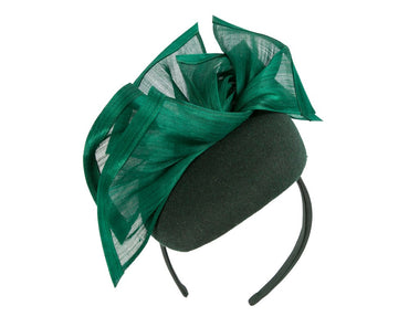 Bespoke green winter racing fascinator by Fillies Collection-1