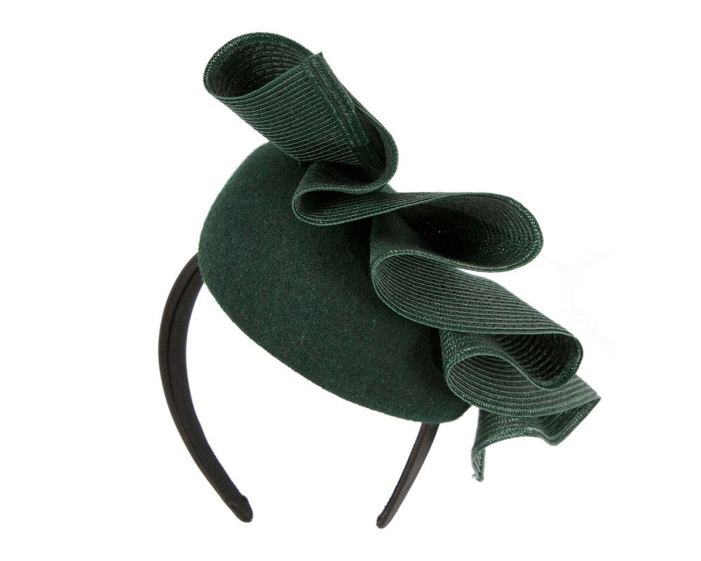 Green pillbox fascinator by Fillies Collection