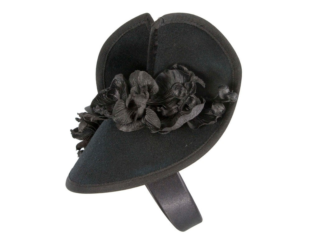Black winter felt fascinator with orchid