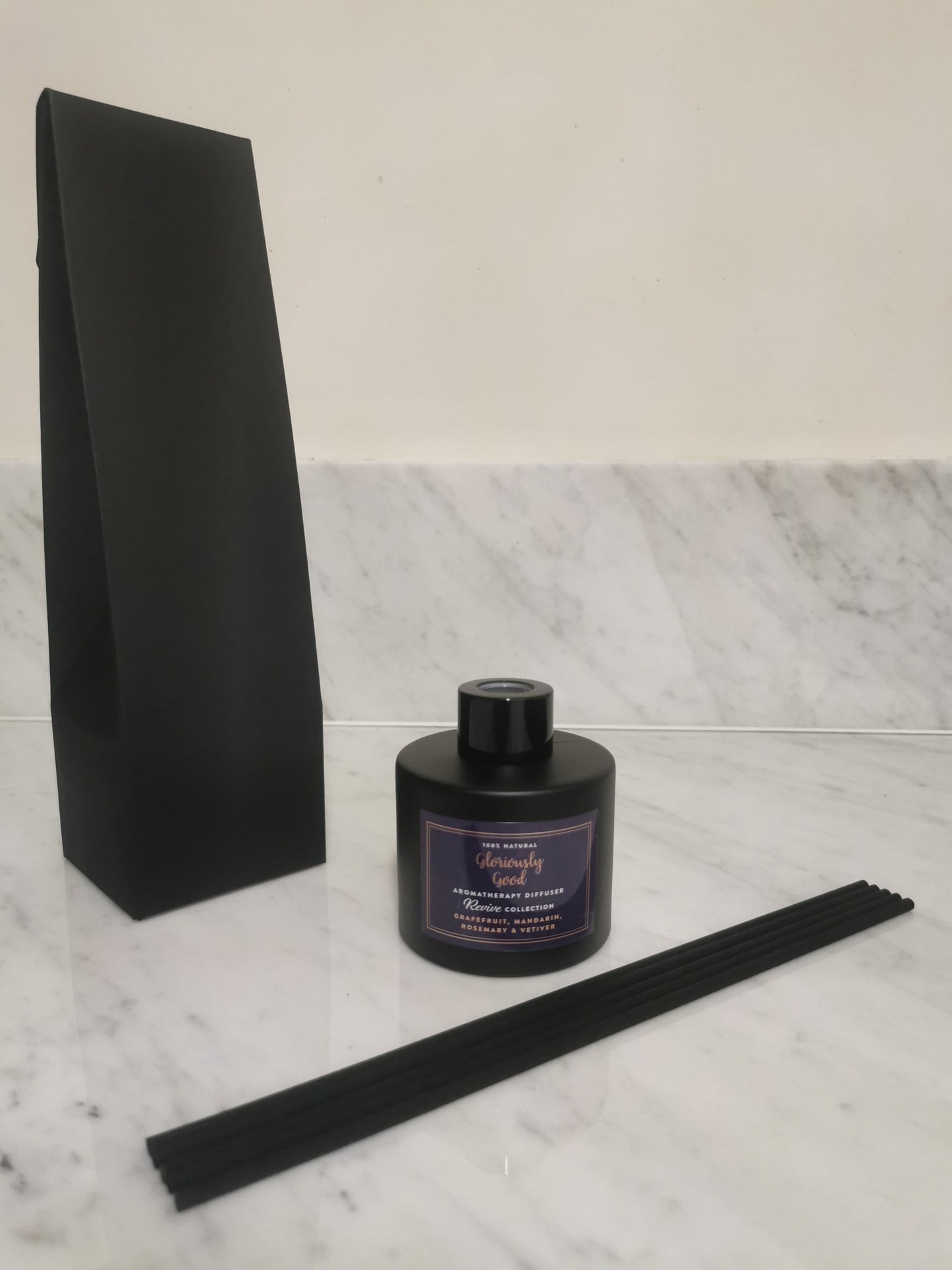 Grapefruit, Mandarin, Rosemary & Vetiver Satin Black Reed Diffuser