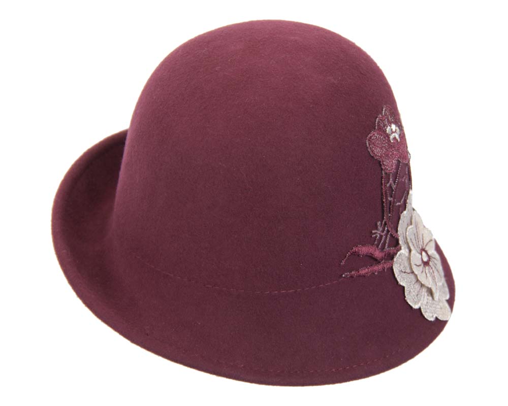 Wine winter bucket hat with lace