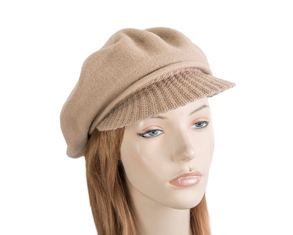 Warm beige winter newsboy cap by Max Alexander