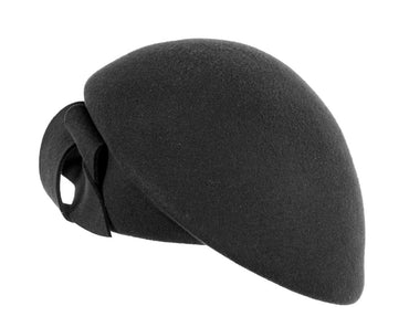 Black felt beret hat by Max Alexander-1