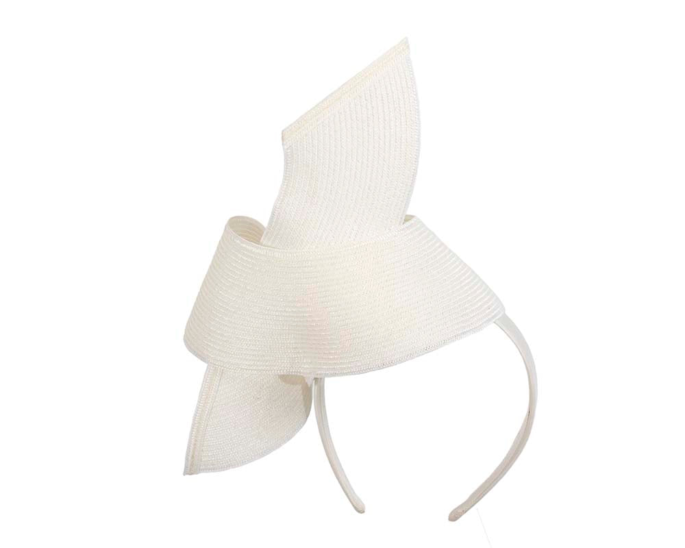 Modern white fascinator by Max Alexander