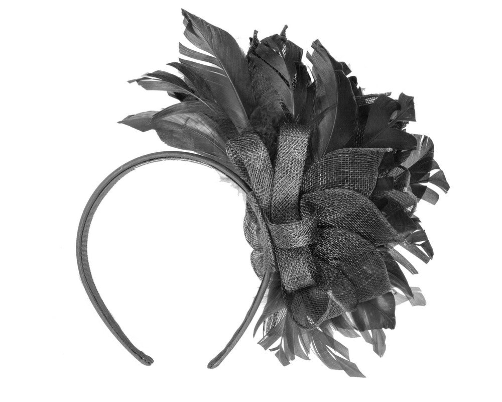 Black feather fascinator by Max Alexander-3
