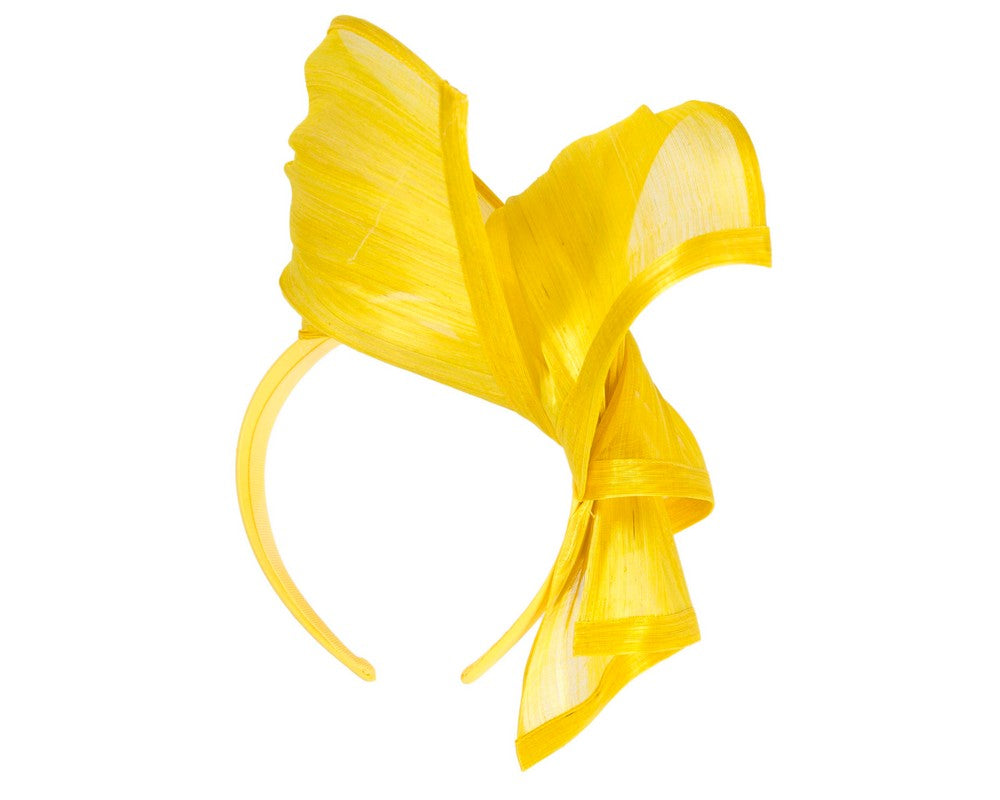 Bespoke yellow silk abaca racing fascinator by Fillies Collection-3