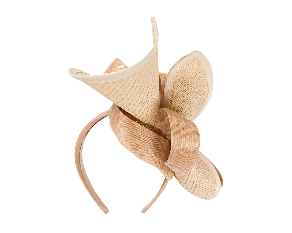 Large nude Fillies Collection racing fascinator with bow-5