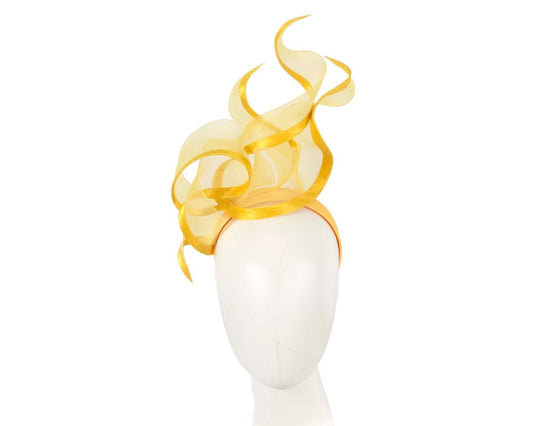 Bespoke yellow racing fascinator by Fillies Collection
