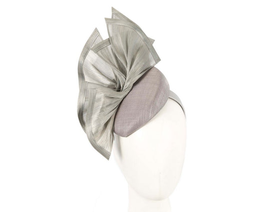 Bespoke silver racing fascinator by Fillies Collection-0