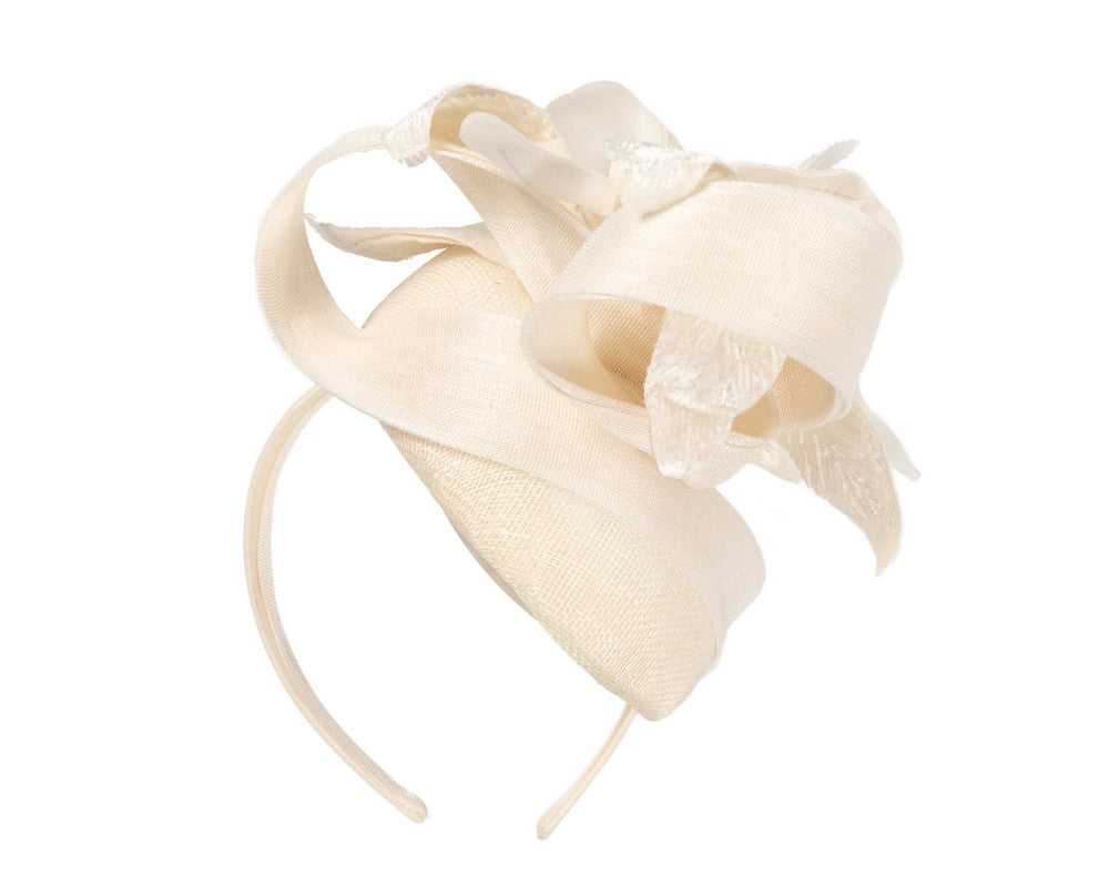 Tall cream racing pillbox fascinator by Fillies Collection-5