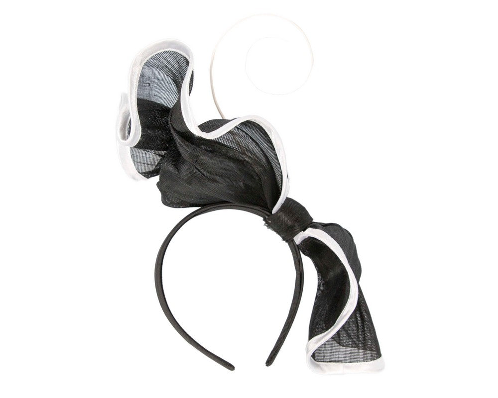 Black & white racing fascinator by Fillies Collection-3