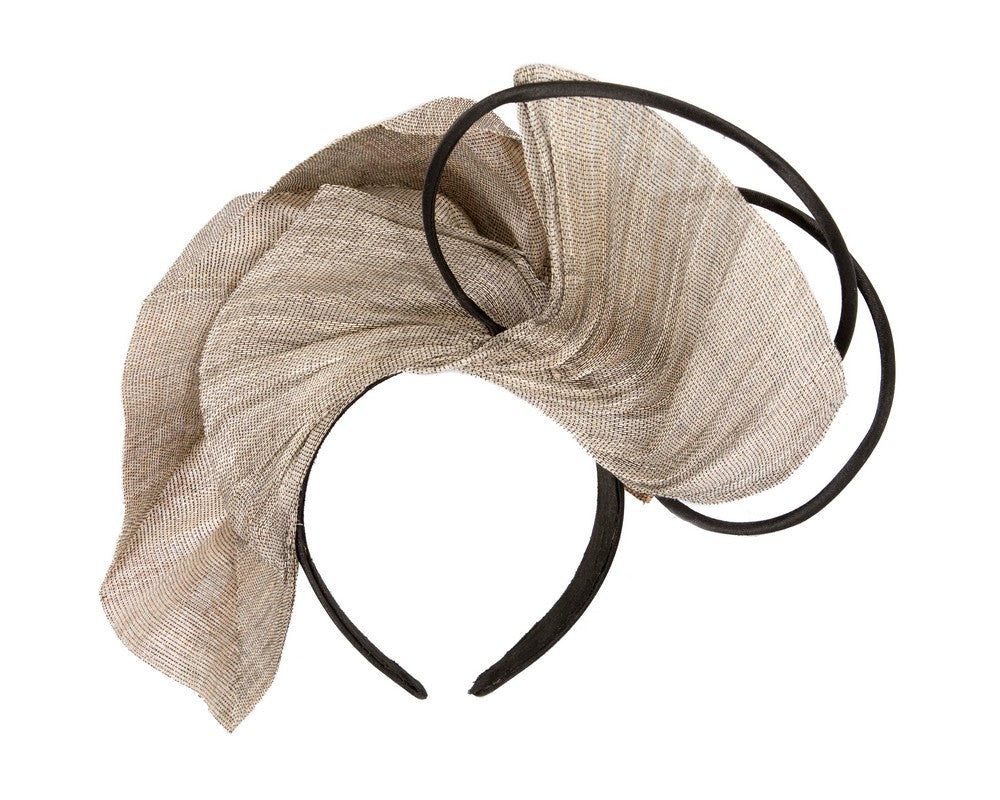 Bespoke silver & black fascinator by Fillies Collection
