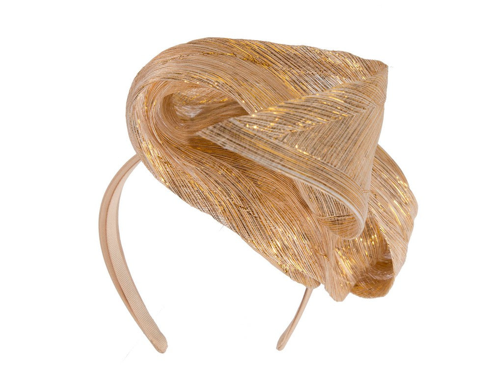 Gold designers racing fascinator by Fillies Collection-5