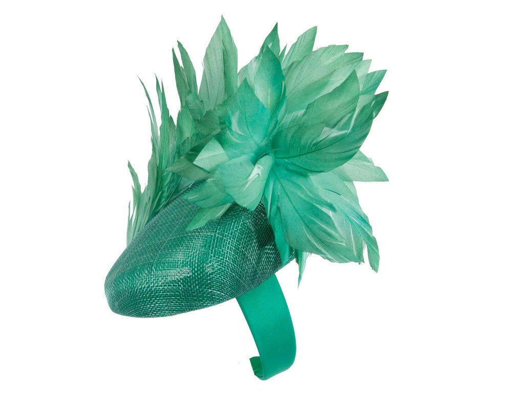 Green feather spring facing fascinator