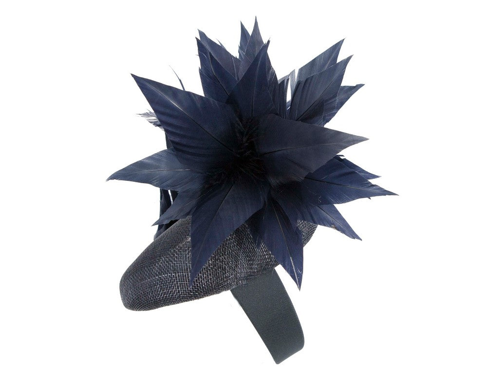Navy feather spring facing fascinator