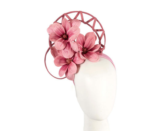 Bespoke dusty pink flower fascinator by Fillies Collection