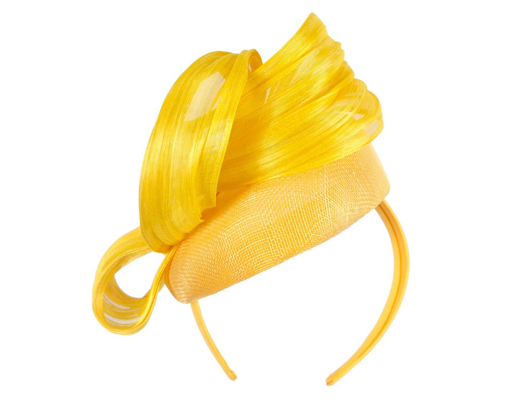 Yellow pillbox fascinator with silk abaca bow by Fillies Collection