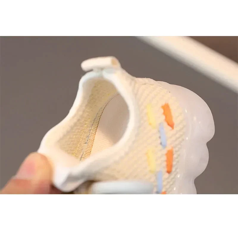Lightweight Breathable Shoes with LED and rubber sole for Children-3