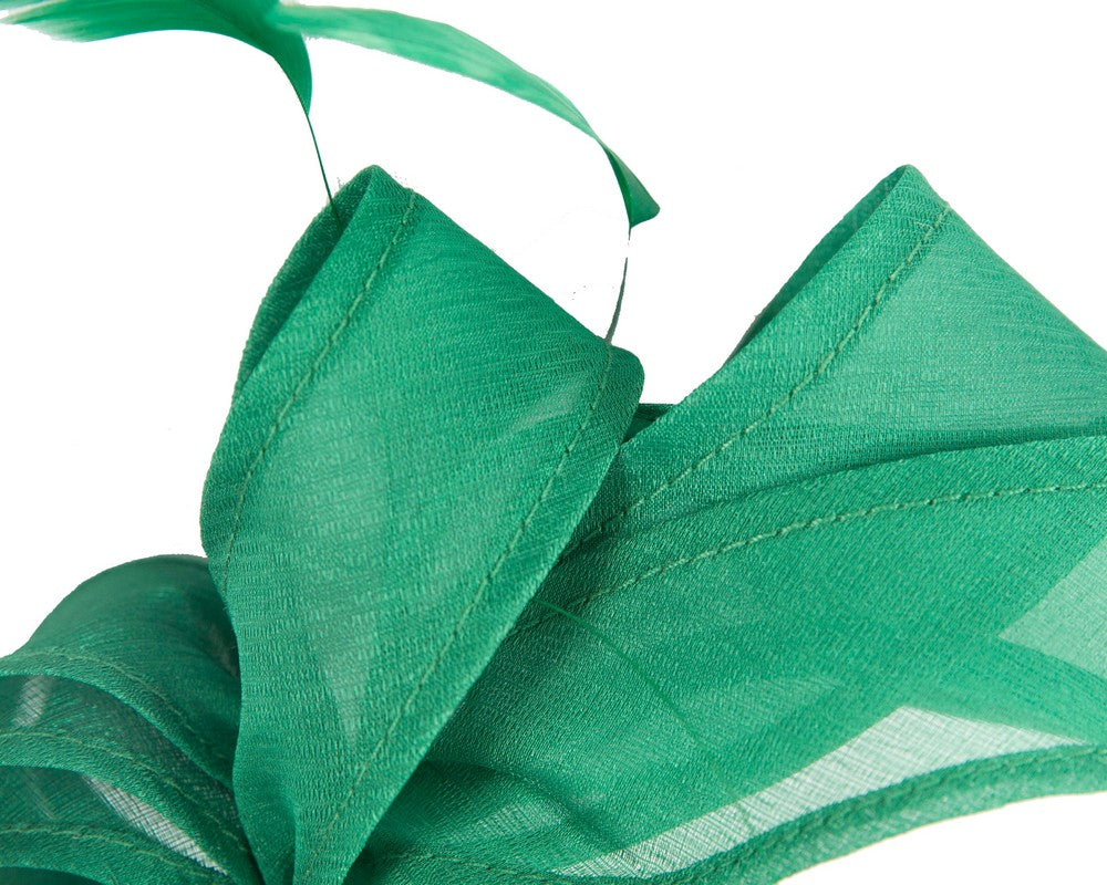 Green organza fascinator by Max Alexander