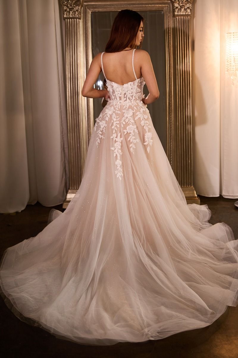 Lace A-Line Layered Tulle Skirt Sweetheart Embroidered Bodice Long Wedding Dress CDCDS477W