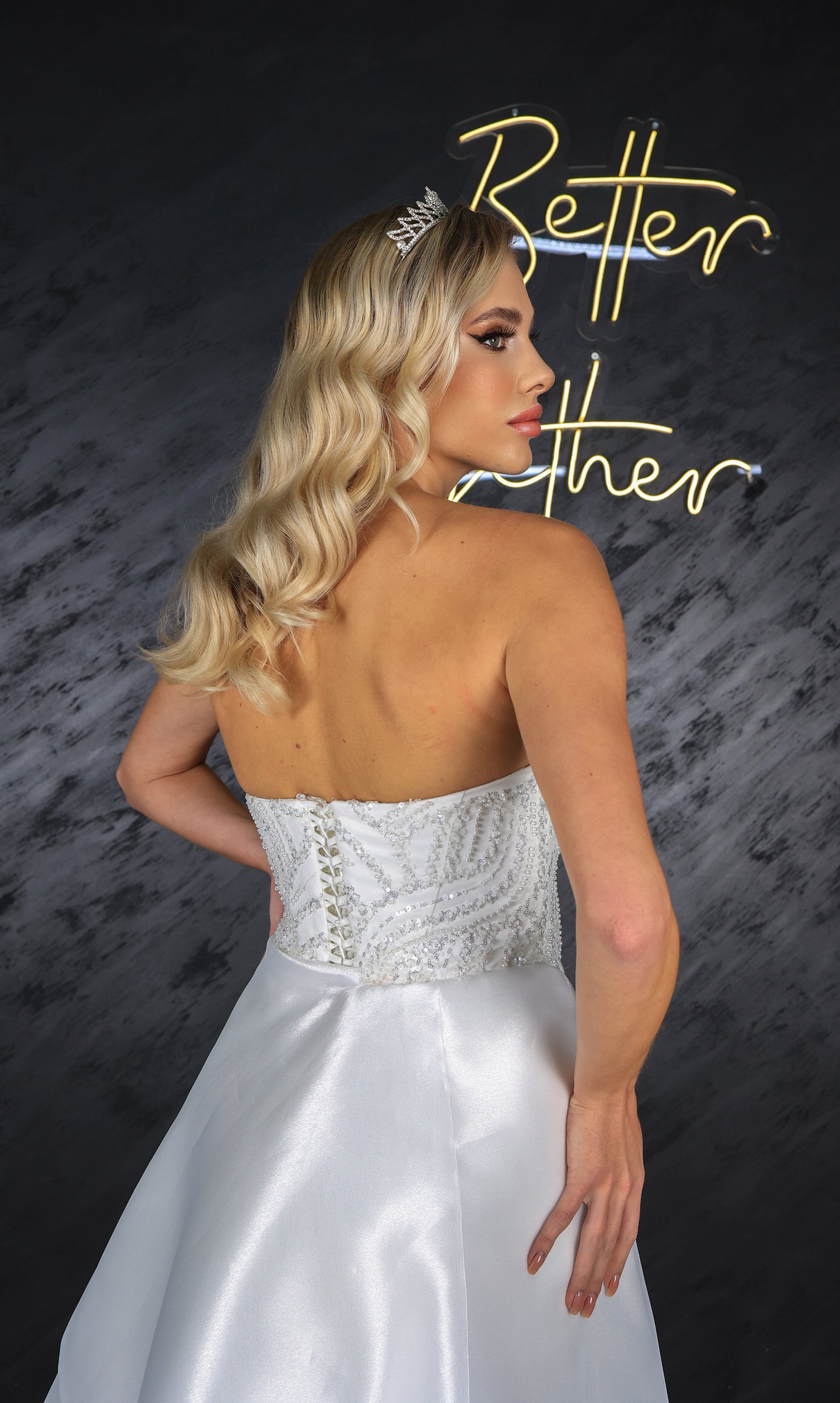 Alvin column wedding dress with skirt-4