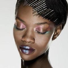 Glitter Berry Halal Eyeshadow Palette