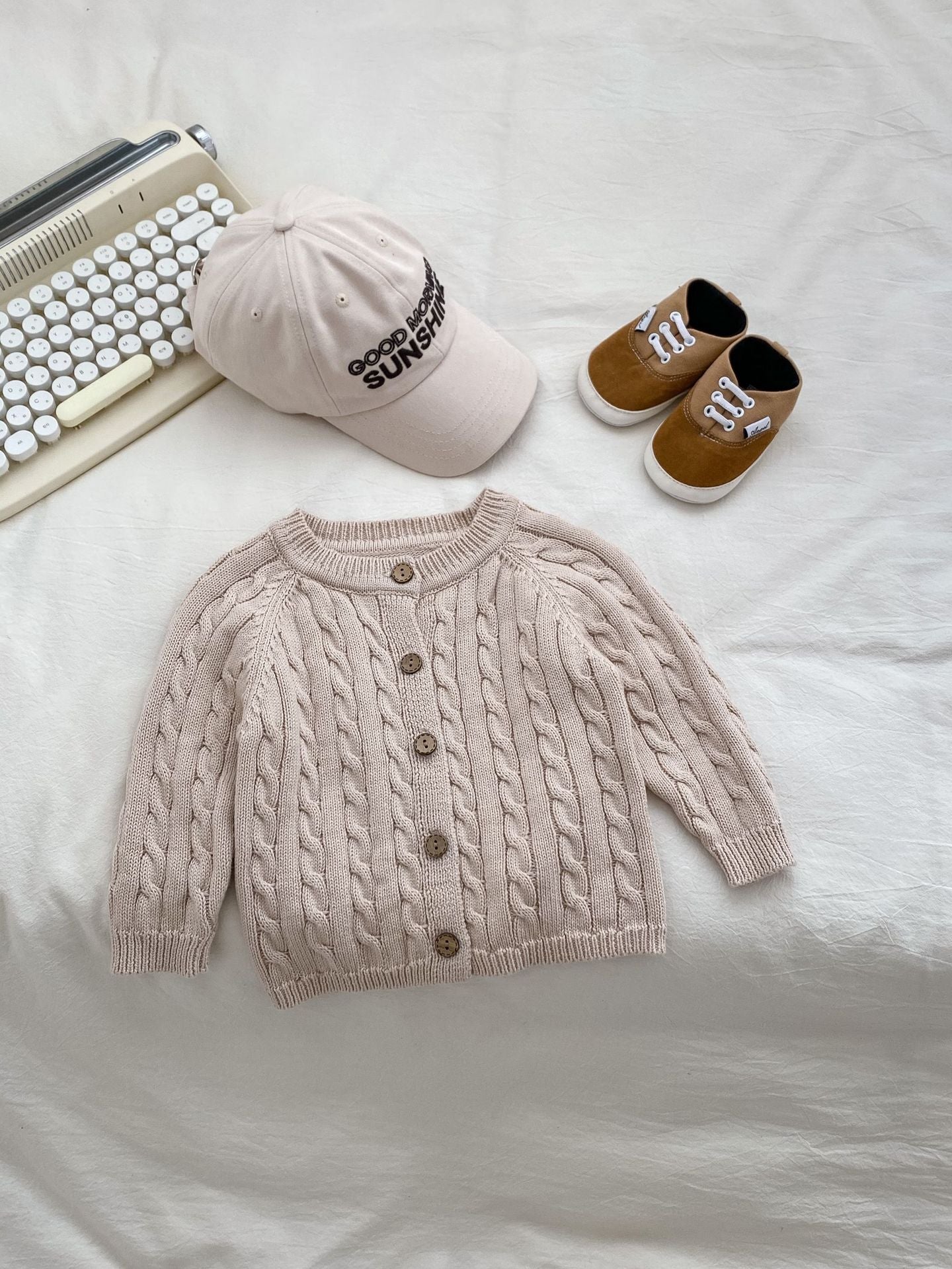 Autumn Arrival Baby Kids Unisex Comfortable Solid Color Jacquard Pattern Knitted Long Sleeves Cardigan-2