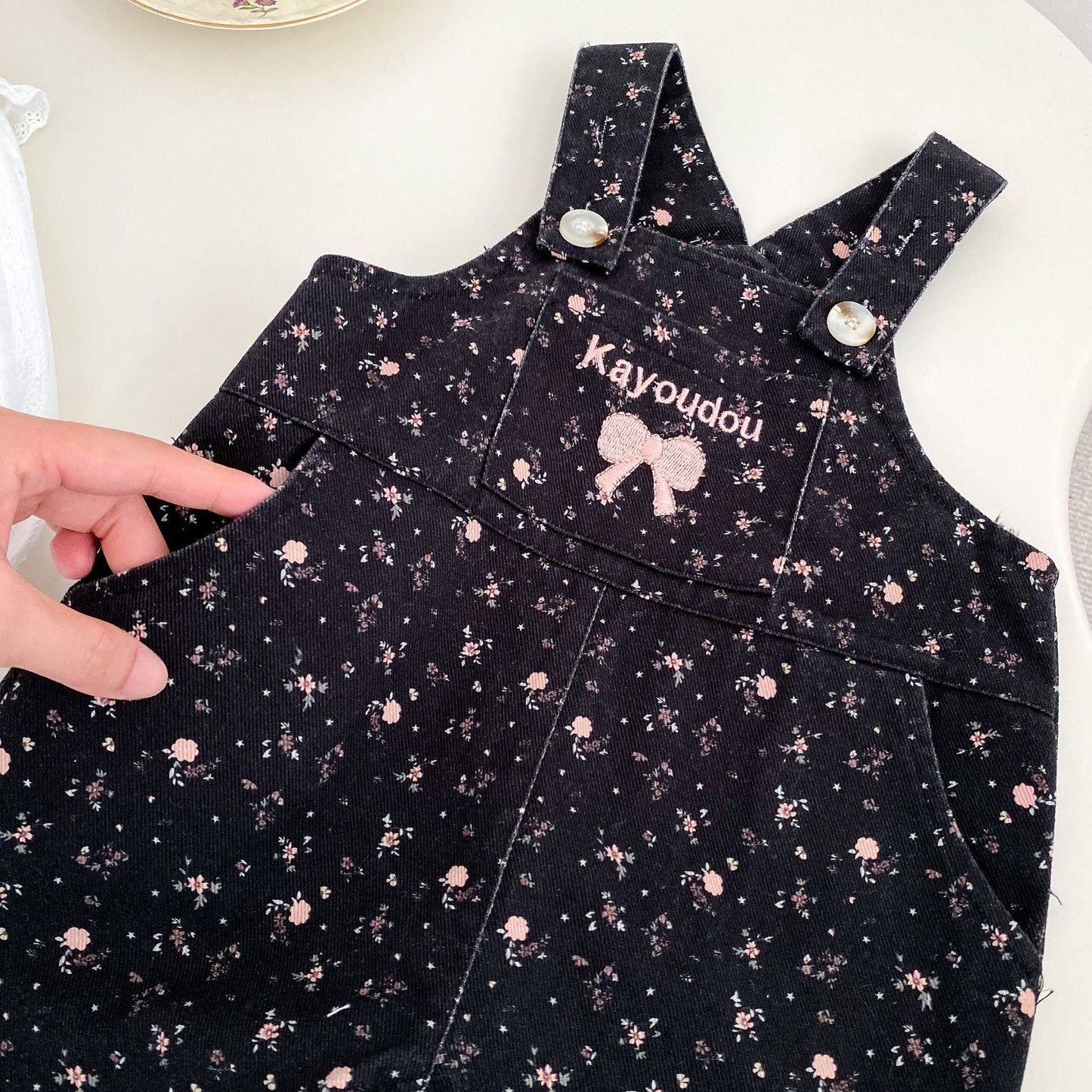 Arrival Spring Girls Long Sleeves Striped Embroidery Top Shirt and Sleeveless Floral Overalls Set Clothing Set-3