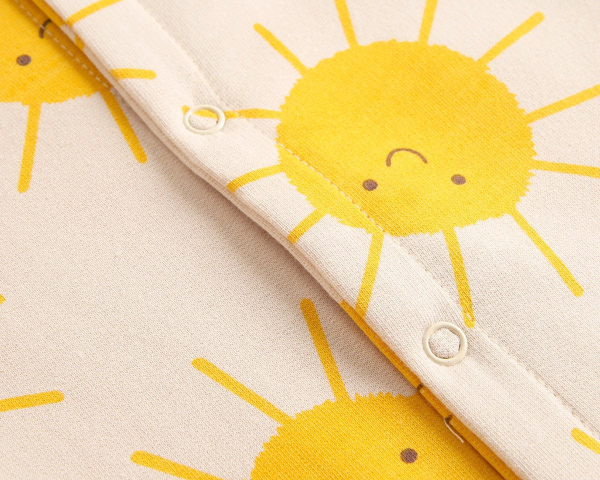 Baby Cartoon Sun Pattern Snap Button Long Sleeved Romper In Spring & Autumn