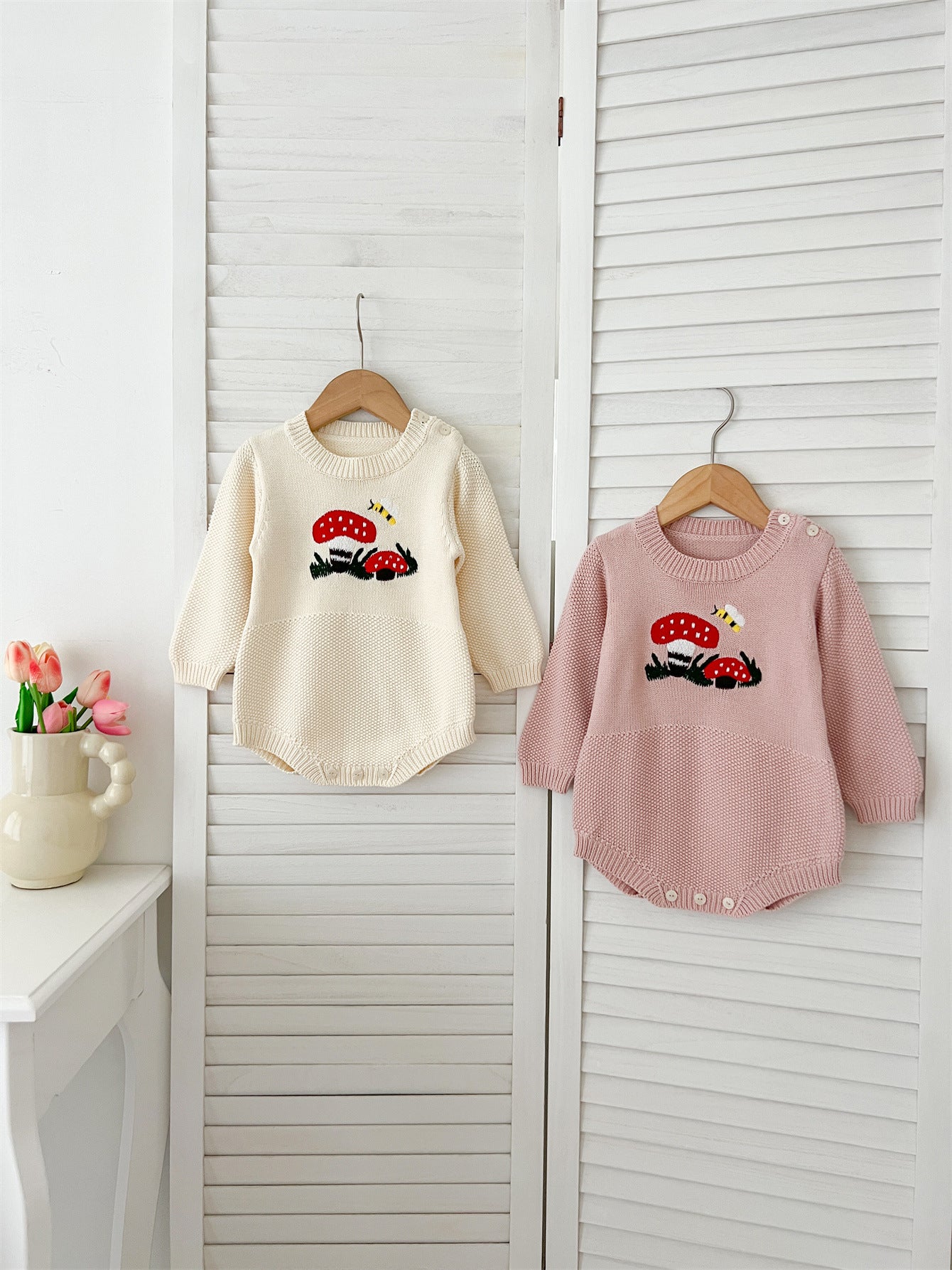 Autumn Arrival Baby Girls Long Sleeves Mushrooms Embroidered Crew Neck Onesies-0