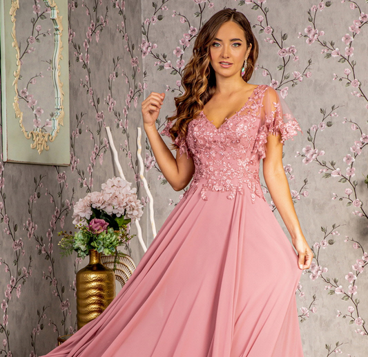Welcome to Rosy Boutique: Where Elegance Meets Everyday Glam!