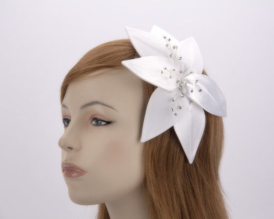 White Wedding Fascinator-0