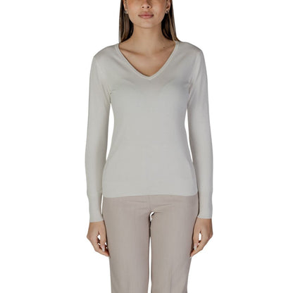 Street One Cream Viscose Long Sleeve T-Shirt