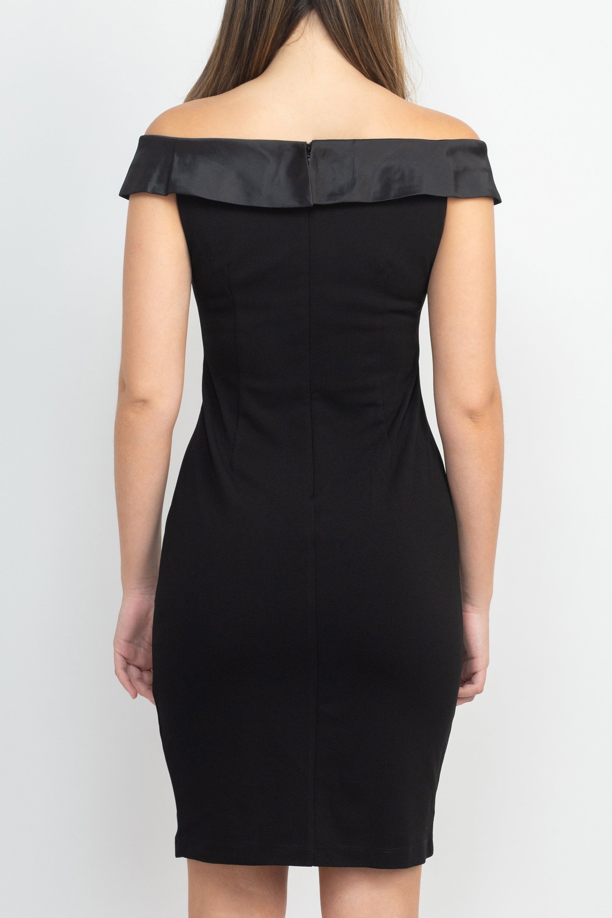 SL Fashion Off Shoulder Sleeveless Bodycon Zipper Back Ruched Bodice Detail Jersey Dress-3