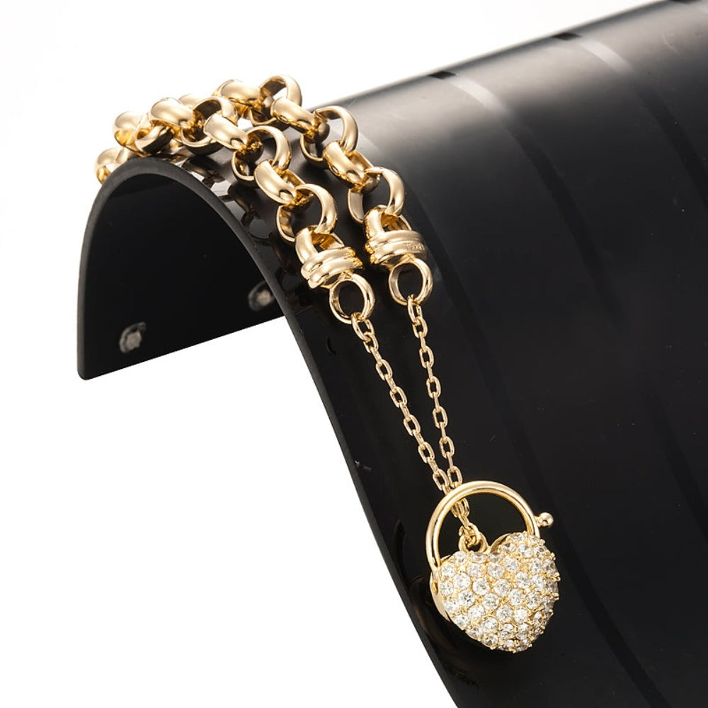 18ct Heavy Yellow Gold Plated 10mm Belcher Chain Bracelet Featuring a Simulated Diamond Locket - USA Made-4