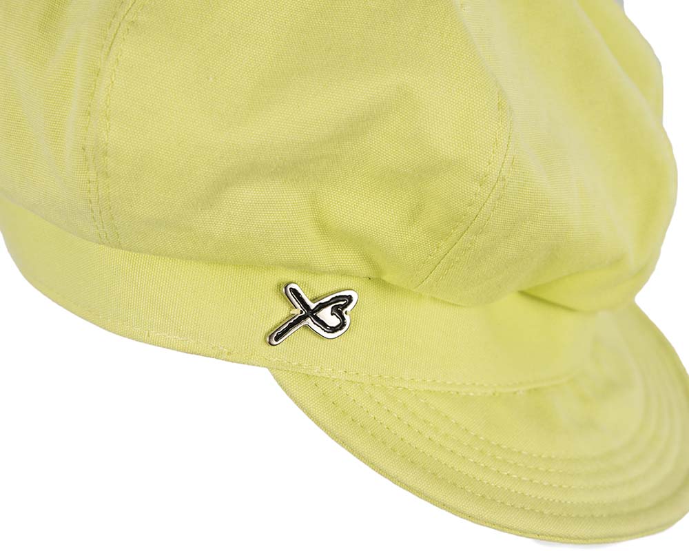 Ladies summer green newsboy cap by Betmar New York
