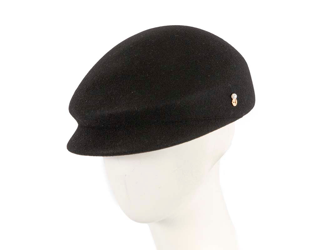 Black felt short beak beret-0
