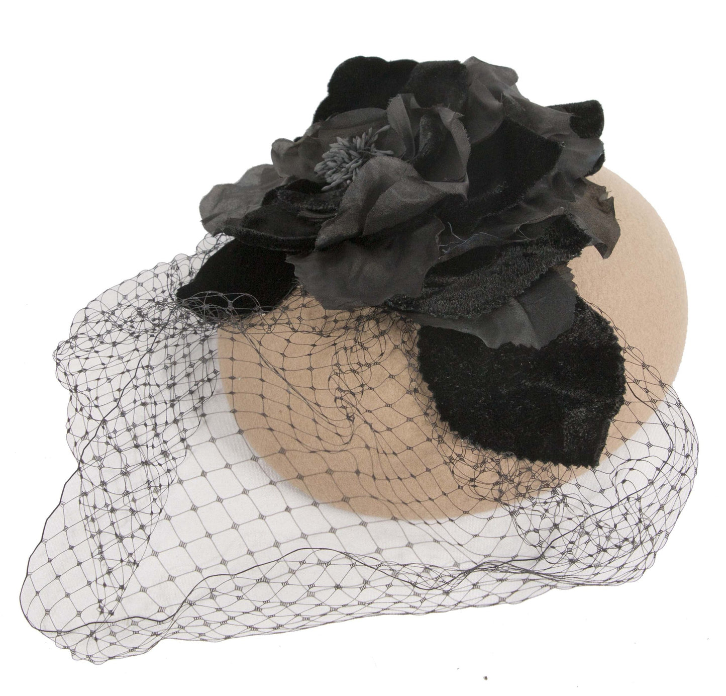 Winter felt beret with face veil CU613