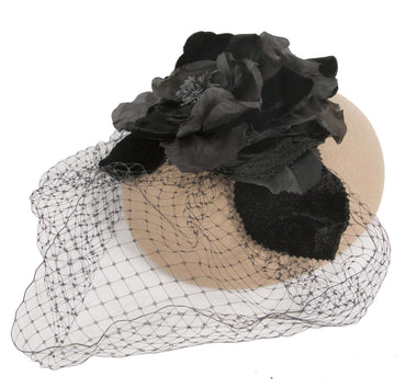 Winter felt beret with face veil CU613