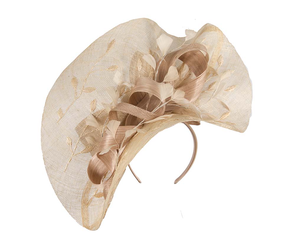 Bespoke fascinator by Cupids Millinery Melbourne