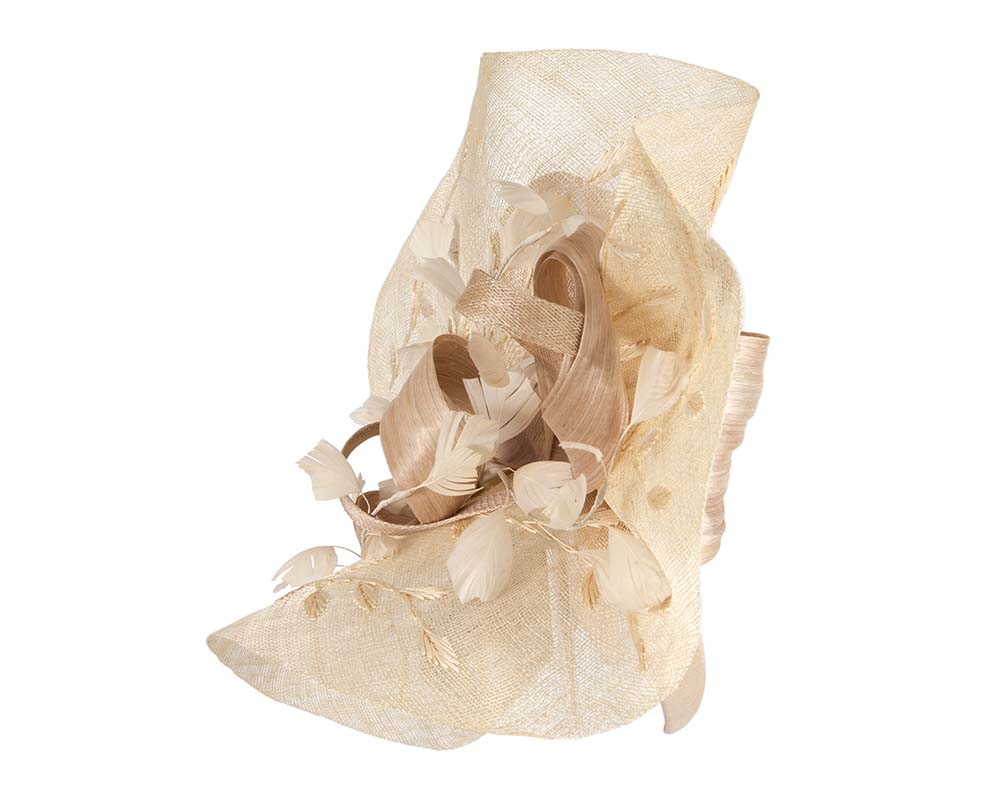 Bespoke fascinator by Cupids Millinery Melbourne