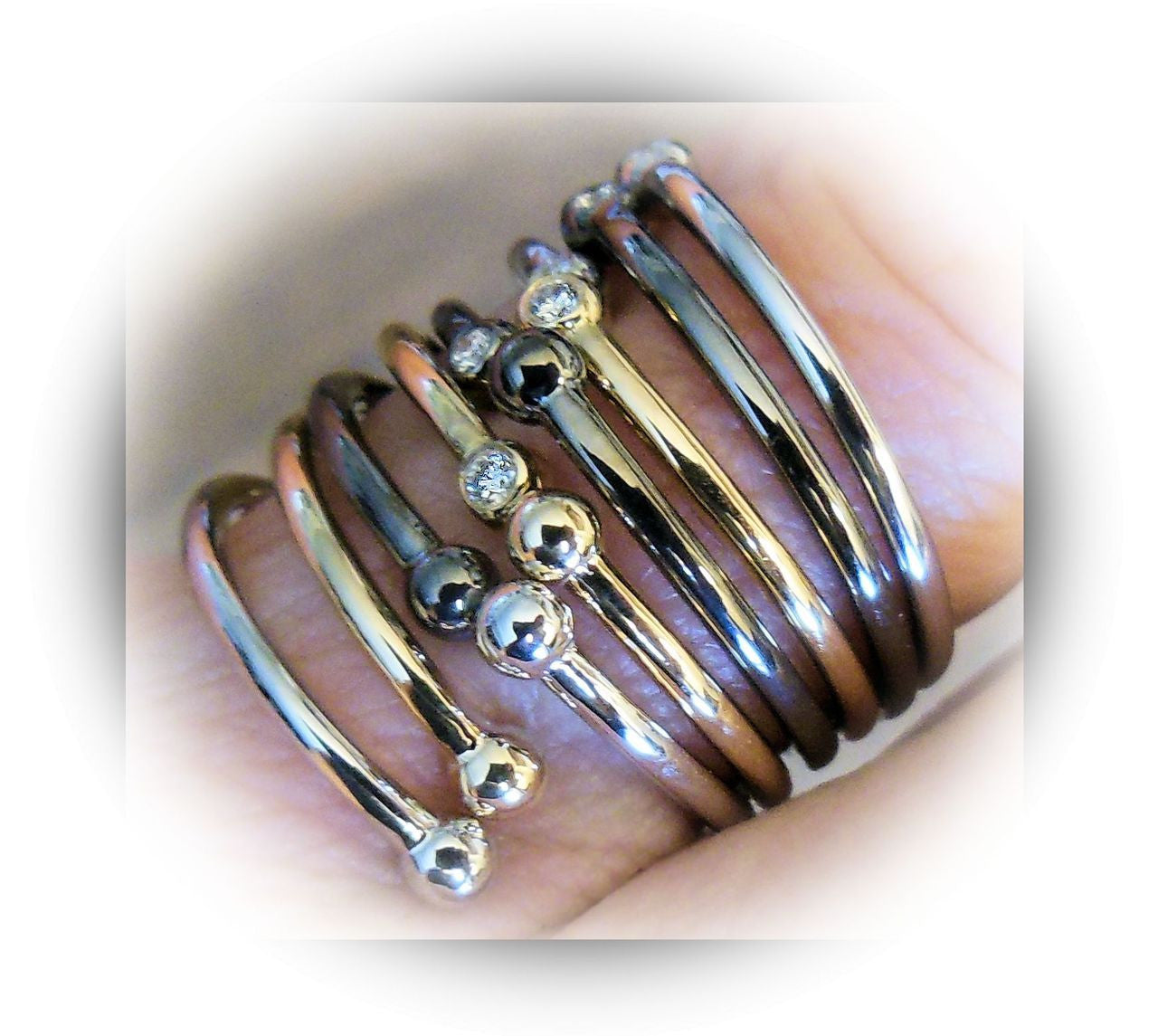 Dot Stacking Ring- 14 K gold (without diamonds)