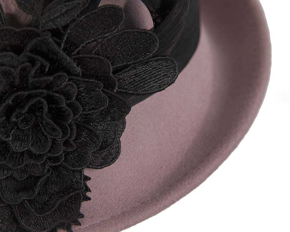 Dusty pink felt cloche hat with lace by Fillies Collection