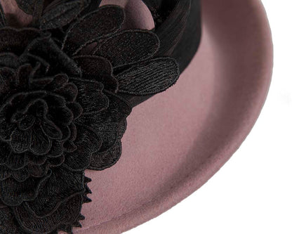 Dusty pink felt cloche hat with lace by Fillies Collection