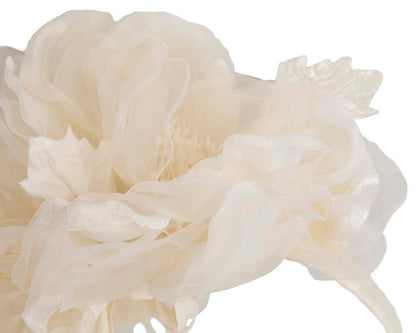 Ivory flower fascinator by Fillies Collection-2